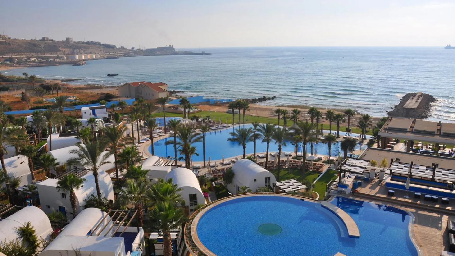 Pangea Beach Resort Jieh