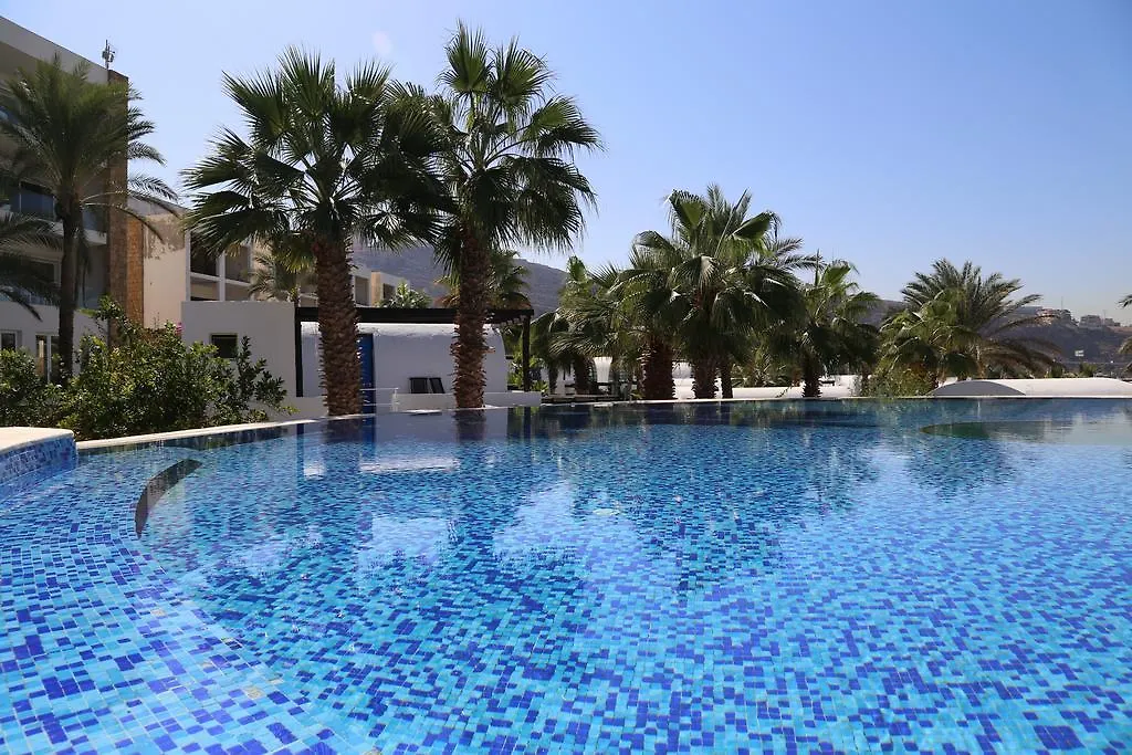 Pangea Beach Resort Jieh