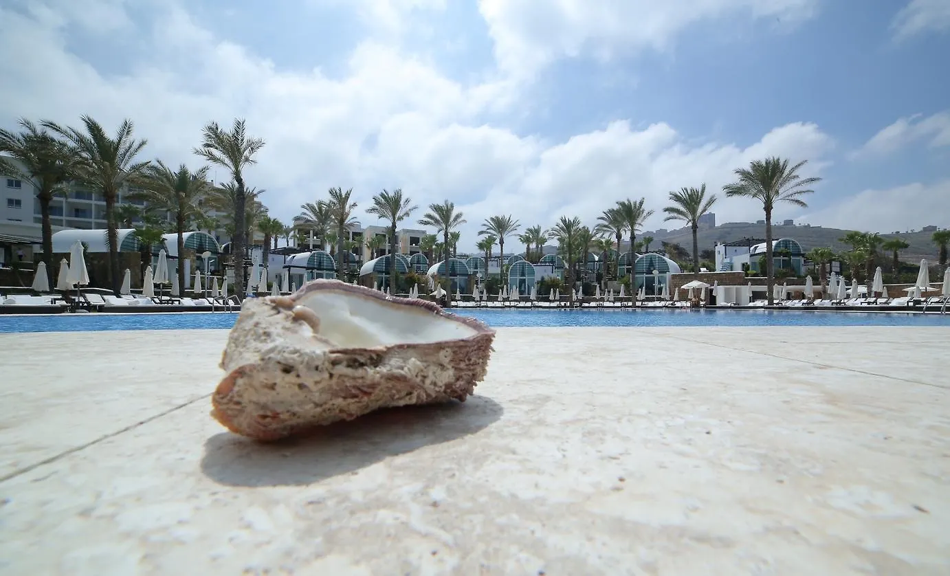 Pangea Beach Resort Jieh