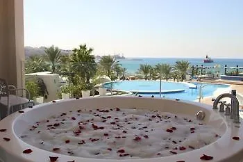 Pangea Beach Resort Jieh